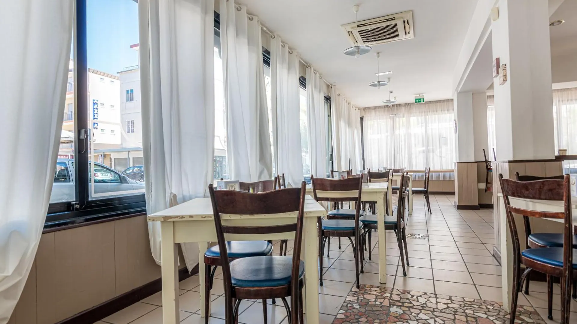 Hotel John Rimini